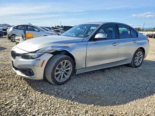 WBA8E1G52HNU13920 2017 BMW 3ER - Image 1