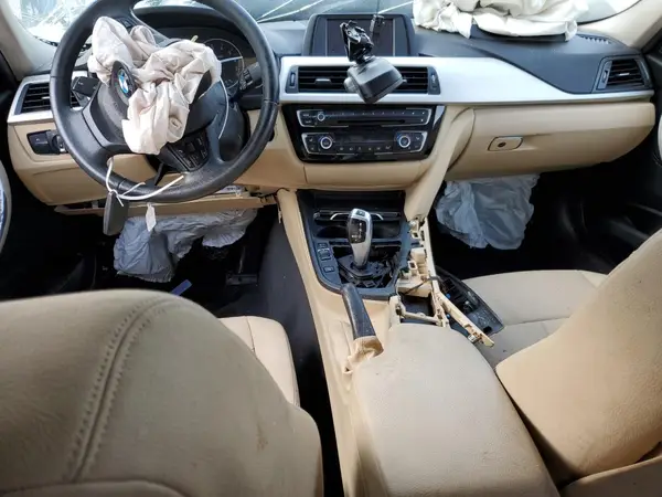 WBA8E1G52JNU89255 2018 BMW 3ER - Image 8