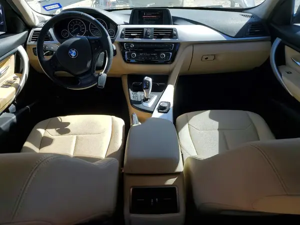 WBA8E1G52JNU90695 2018 BMW 3ER - Image 8
