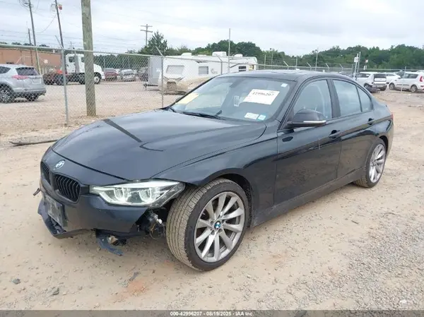 WBA8E1G52JNU91443 2018 BMW 3ER - Image 2