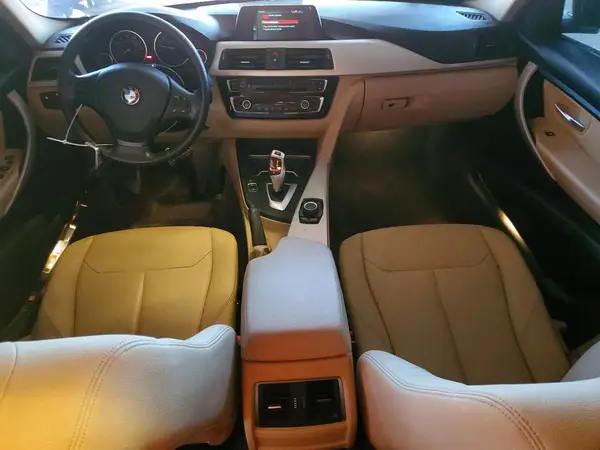 WBA8E1G52JNU91572 2018 BMW 3ER - Image 8