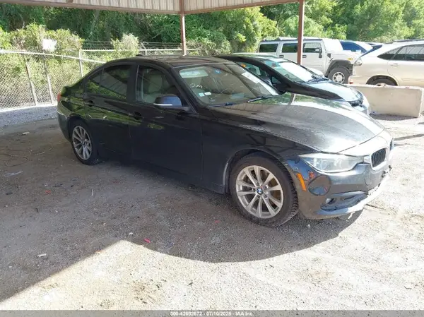 WBA8E1G52JNU91779 2018 BMW 3ER - Image 1