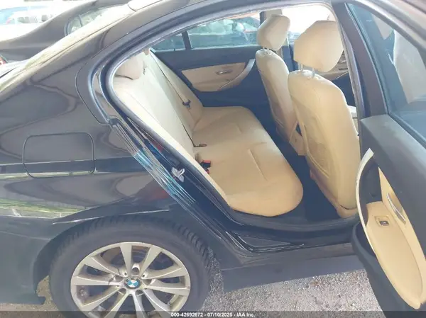 WBA8E1G52JNU91779 2018 BMW 3ER - Image 8