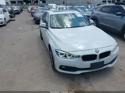 WBA8E1G52JNU93337 2018 BMW 3ER