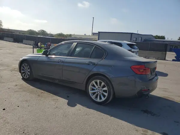WBA8E1G52JNU93371 2018 BMW 3ER - Image 2