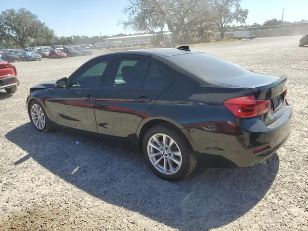 WBA8E1G52JNU93502 2018 BMW 3ER - Image 2