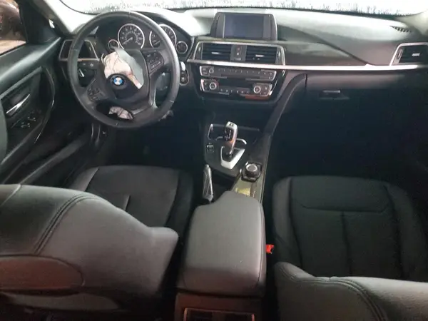 WBA8E1G52JNU93516 2018 BMW 3ER - Image 8