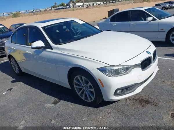 WBA8E1G52JNU93645 2018 BMW 3ER - Image 1