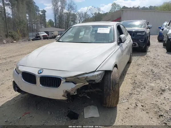 WBA8E1G53GNT35677 2016 BMW 3ER - Image 2