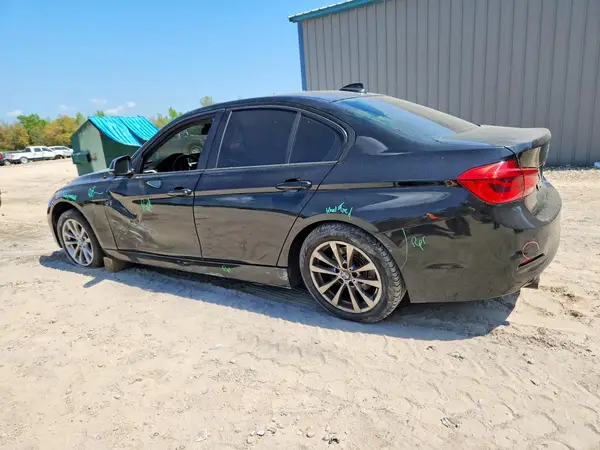 WBA8E1G53GNT36165 2016 BMW 3ER - Image 2