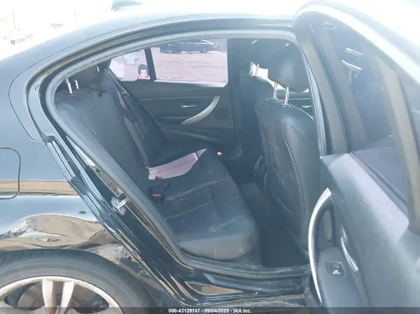 WBA8E1G53GNU12192 2016 BMW 3ER - Image 8
