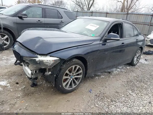 WBA8E1G53GNU12287 2016 BMW 3ER - Image 2