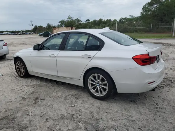WBA8E1G53HNU13554 2017 BMW 3ER - Image 2
