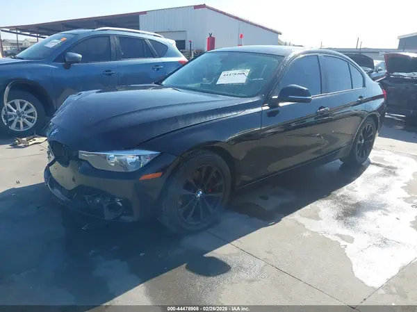 WBA8E1G53HNU13599 2017 BMW 3ER - Image 2