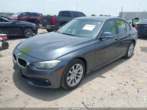 WBA8E1G53HNU14073 2017 BMW 3ER - Image 2