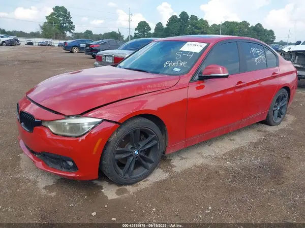 WBA8E1G53JNU91368 2018 BMW 3ER - Image 2
