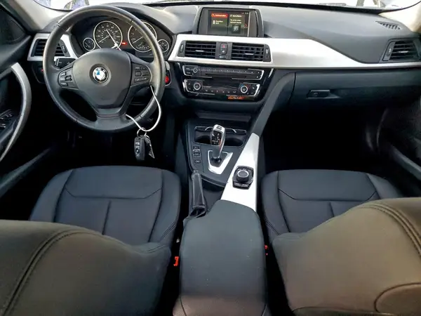 WBA8E1G53JNU91872 2018 BMW 3ER - Image 8