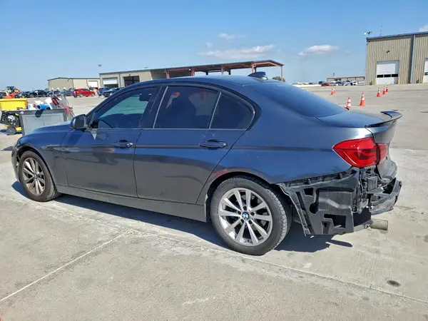 WBA8E1G53JNU92102 2018 BMW 3ER - Image 2