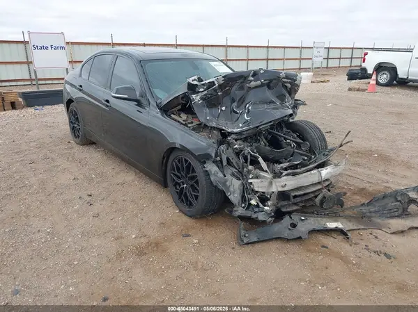 WBA8E1G54GNT33856 2016 BMW 3ER - Image 1