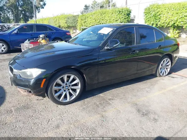 WBA8E1G54GNT34411 2016 BMW 3ER - Image 2