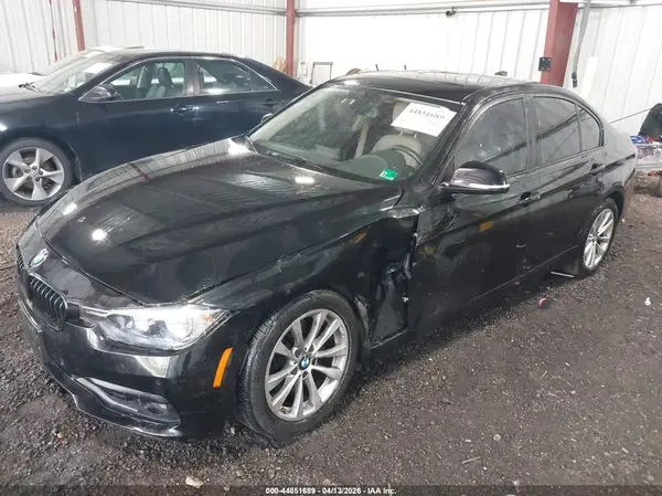 WBA8E1G54GNT36661 2016 BMW 3ER - Image 2