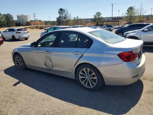 WBA8E1G54GNT38295 2016 BMW 3ER - Image 2
