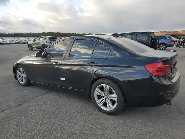 WBA8E1G54GNU10032 2016 BMW 3ER - Image 2