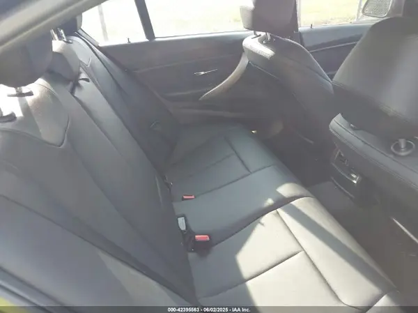 WBA8E1G54GNU11942 2016 BMW 3ER - Image 8