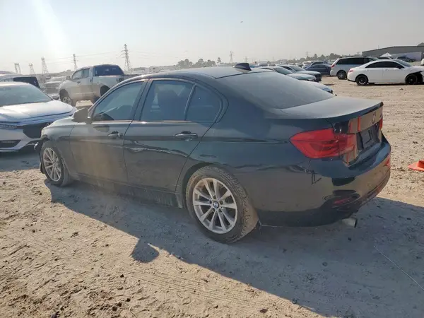 WBA8E1G54HNU14132 2017 BMW 3ER - Image 2