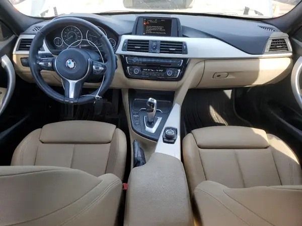 WBA8E1G54HNU14552 2017 BMW 3ER - Image 8