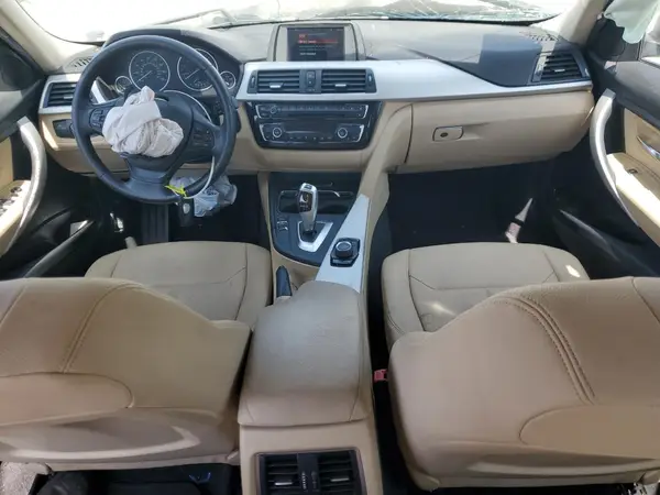 WBA8E1G54JNU88981 2018 BMW 3ER - Image 8