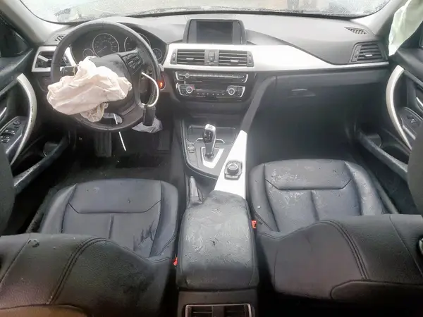 WBA8E1G54JNU89628 2018 BMW 3ER - Image 8