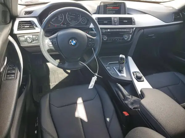 WBA8E1G54JNU90231 2018 BMW 3ER - Image 8