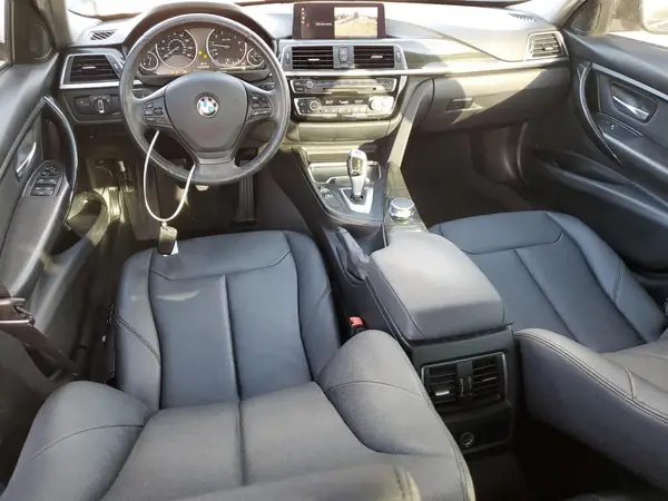 WBA8E1G54JNU90469 2018 BMW 3ER - Image 8