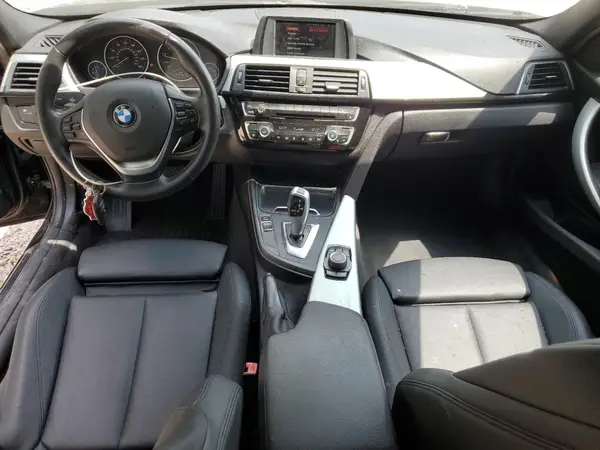 WBA8E1G54JNU91122 2018 BMW 3ER - Image 8