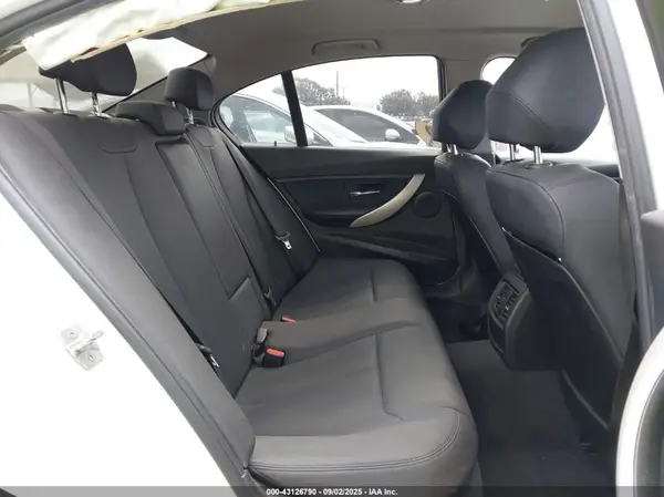 WBA8E1G54JNU91136 2018 BMW 3ER - Image 8