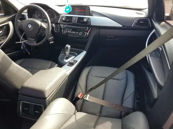 WBA8E1G54JNU91153 2018 BMW 3ER - Image 8