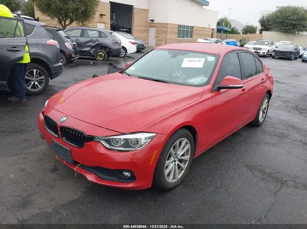 WBA8E1G54JNU92173 2018 BMW 3ER - Image 2