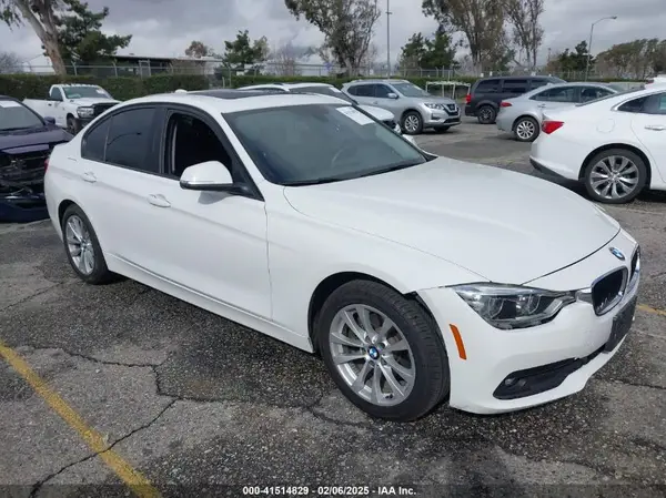 WBA8E1G54JNU92464 2018 BMW 3ER - Image 1