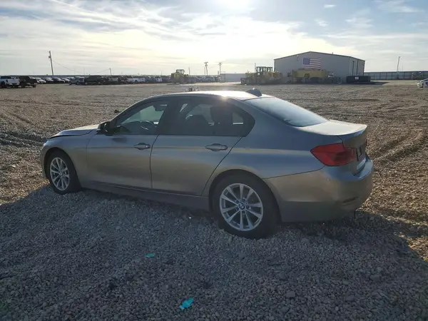 WBA8E1G54JNU92478 2018 BMW 3ER - Image 2