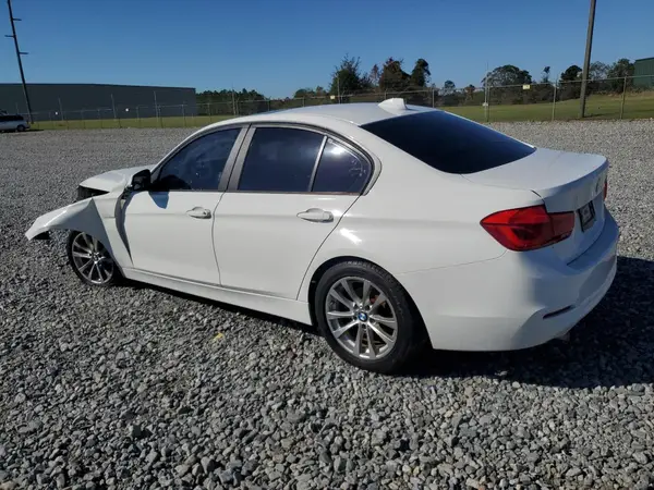 WBA8E1G55GNT38418 2016 BMW 3ER - Image 2