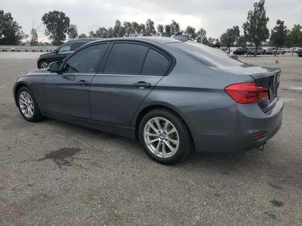 WBA8E1G55GNT99249 2016 BMW 3ER - Image 2