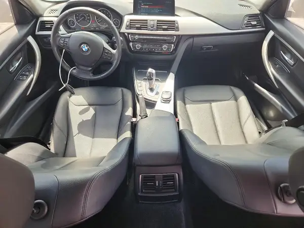 WBA8E1G55HNU12972 2017 BMW 3ER - Image 8
