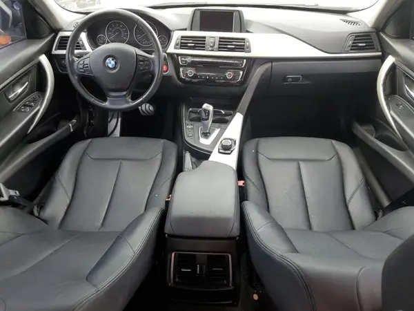 WBA8E1G55HNU13295 2017 BMW 3ER - Image 8