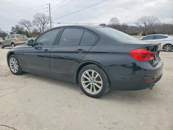 WBA8E1G55JNU89055 2018 BMW 3ER - Image 2