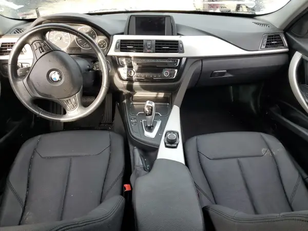 WBA8E1G55JNU89234 2018 BMW 3ER - Image 8