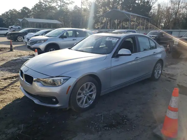 WBA8E1G55JNU91114 2018 BMW 3ER - Image 1