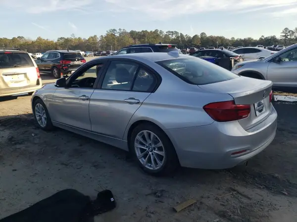 WBA8E1G55JNU91114 2018 BMW 3ER - Image 2