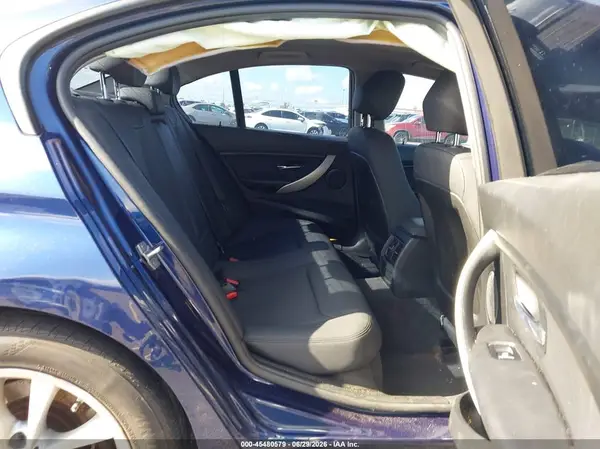 WBA8E1G55JNU91159 2018 BMW 3ER - Image 8