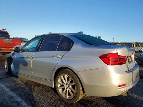 WBA8E1G56GNT34670 2016 BMW 3ER - Image 2